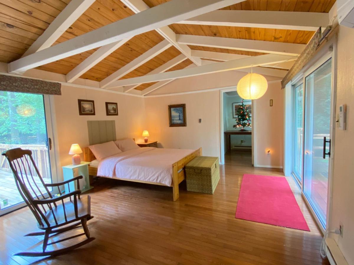 Secluded Chalet On Stream-Mins To Camelback Tannersville Ngoại thất bức ảnh
